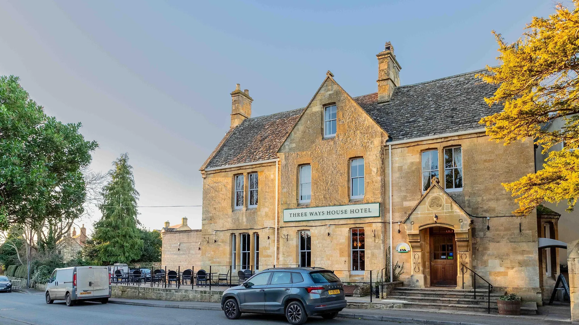 Staying In Gloucestershire: 5 Romantic Hotels Compared