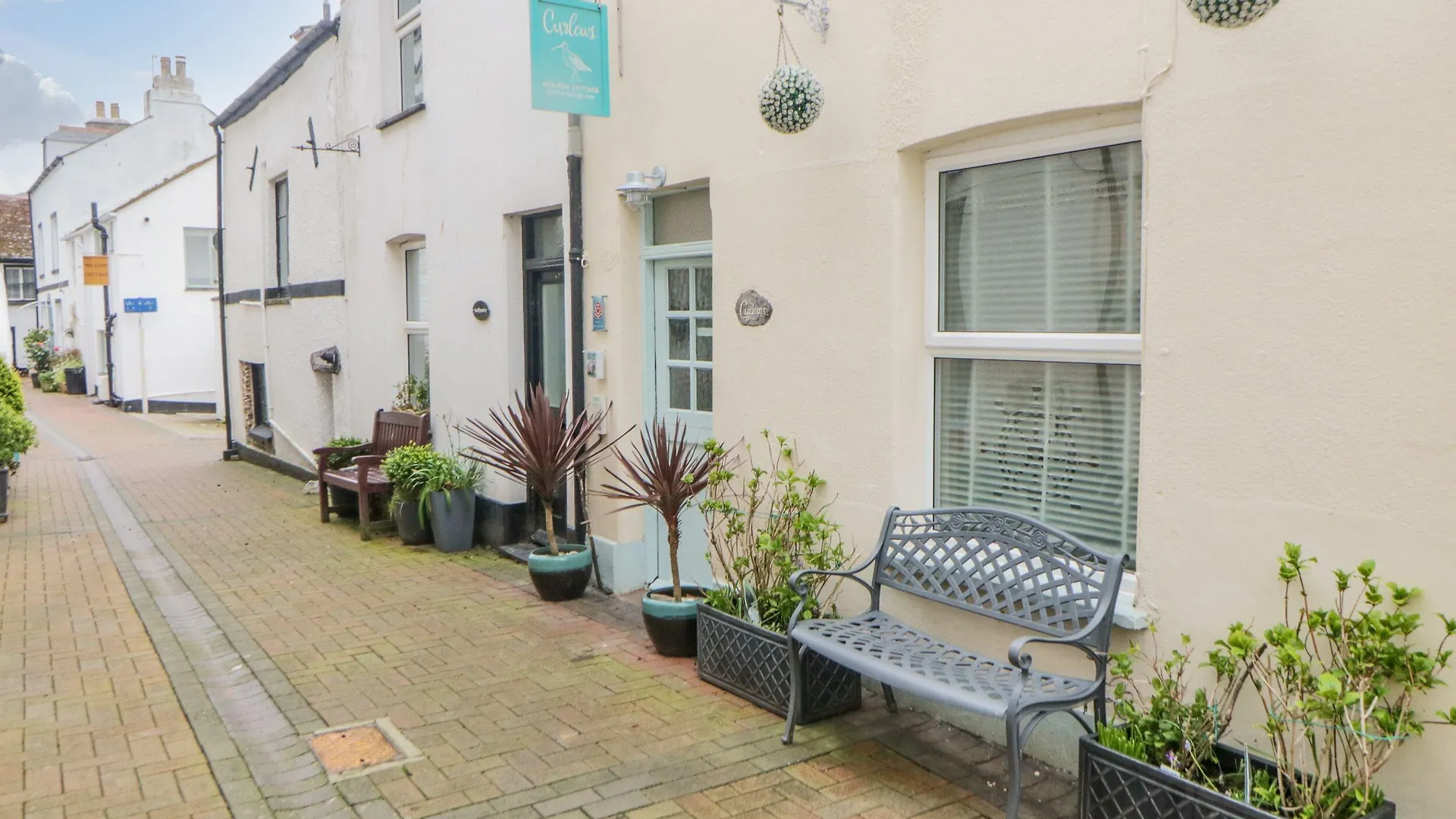 5 Holiday Homes Near Polperro Harbour Heritage Museum Worth Booking