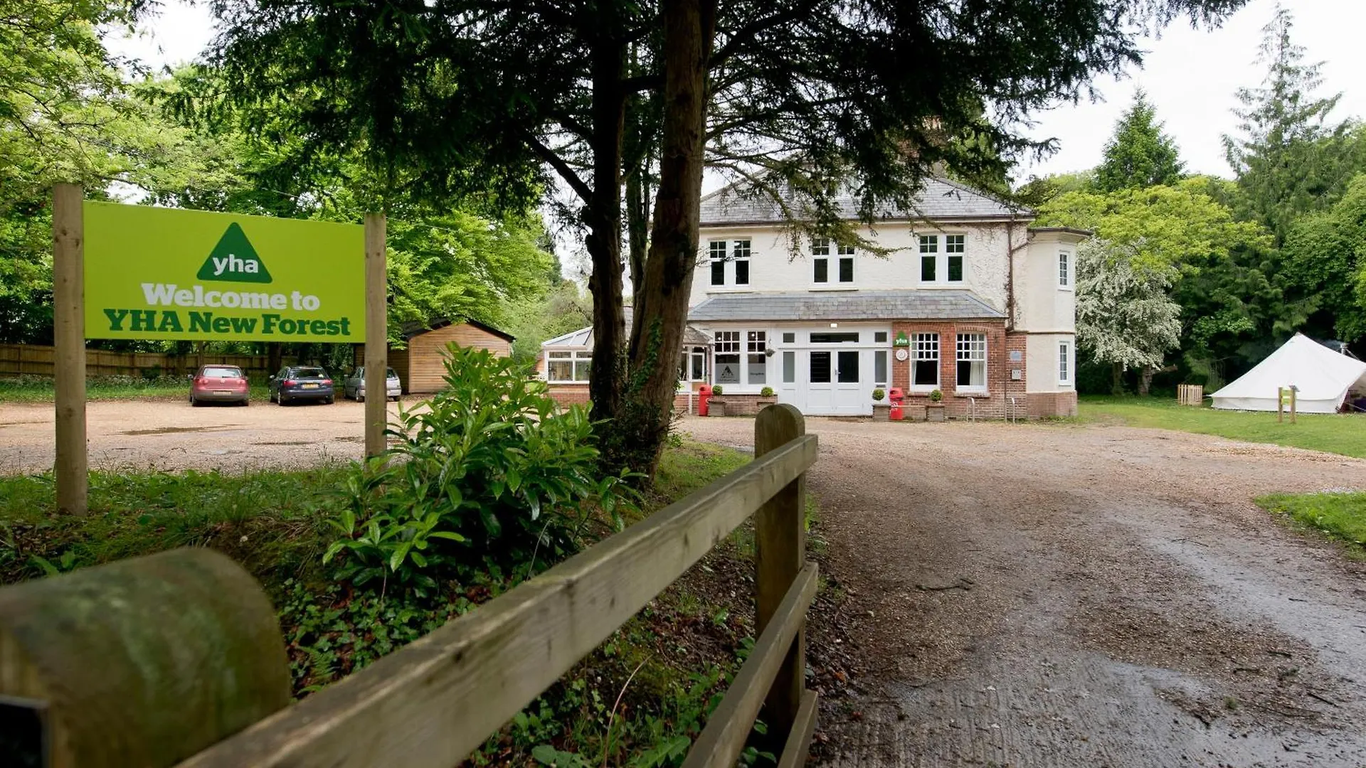 4 Best-Rated Hotels in New Forest for Every Traveller