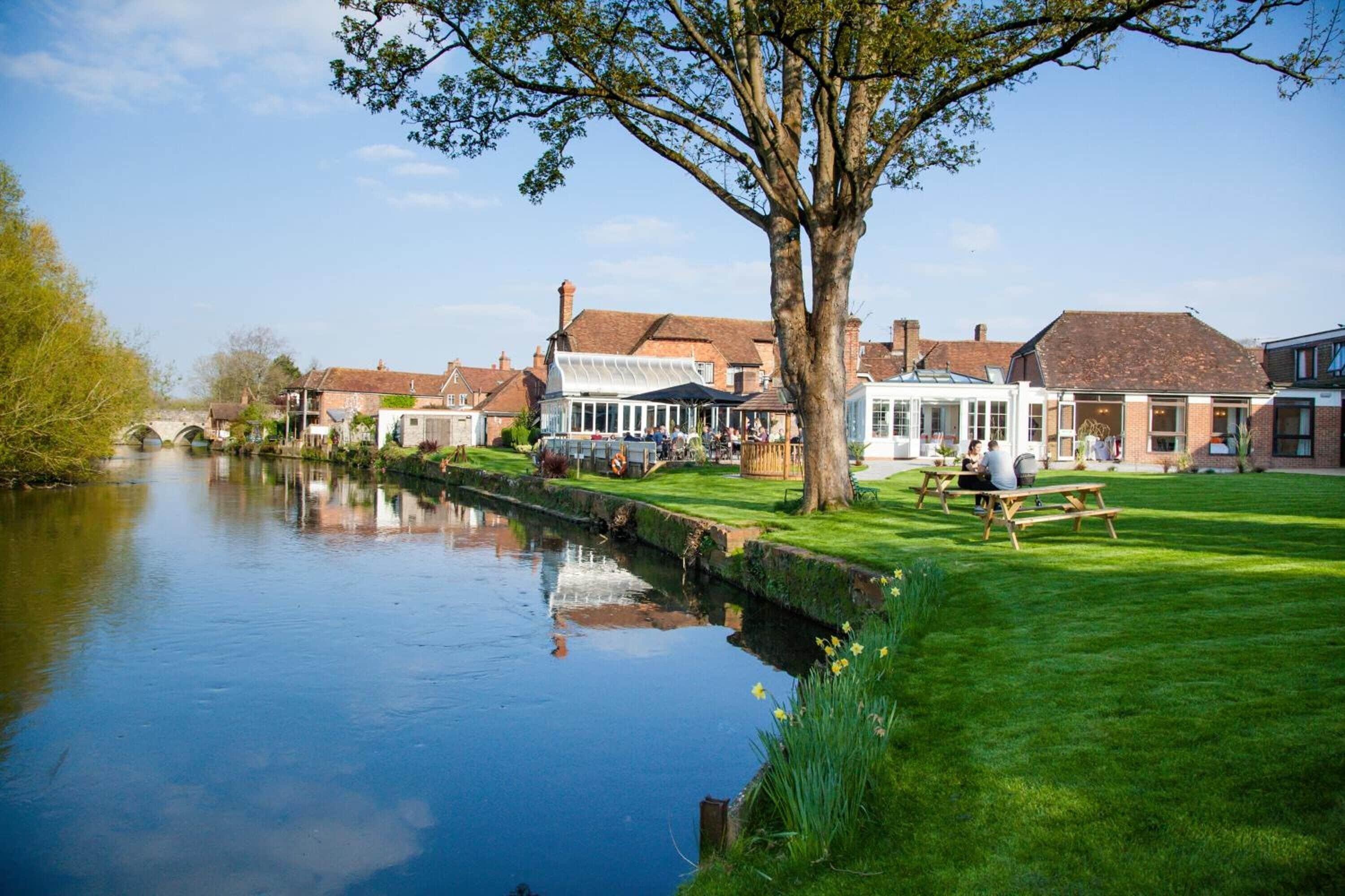 7 Central Salisbury Hotels for Visiting Wilton House